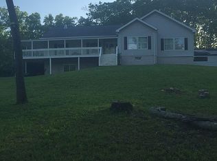 568 Knob Hill Dr, Leslie, MO 63056
