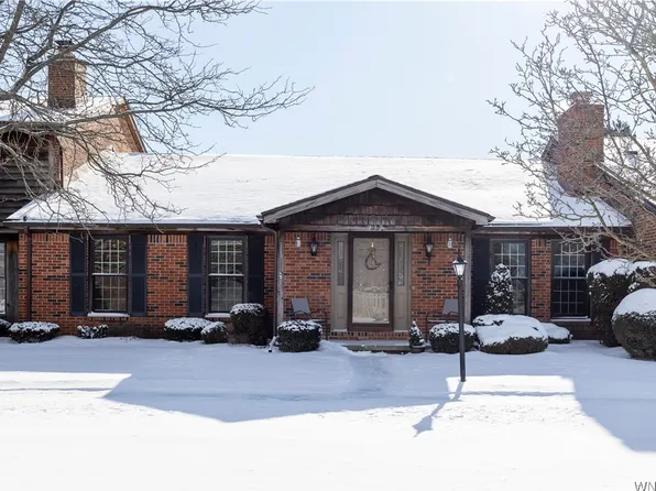 132 Wedgewood Dr, Williamsville, NY 14221