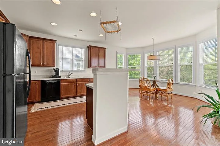 14160 Catbird Dr — Photo 30