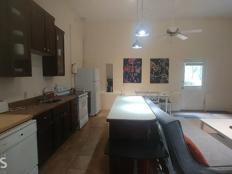 180 Cedar Cir — Photo 6