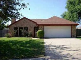 504 W Jay Ct, Desoto, TX 75115