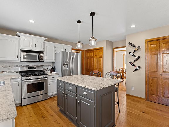 5th image of 2049 68th St NW