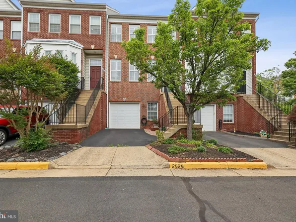 2525 James Madison Cir, Herndon, VA 20171