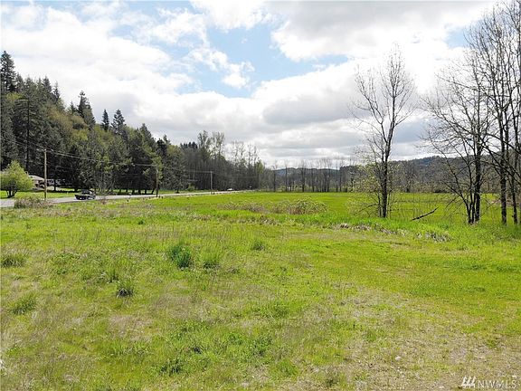 Welcome to this wonderful land opportunity in Centralia. 
