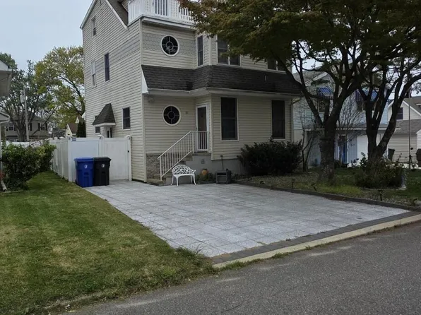 30 Gladney Ave, Toms River, NJ 08753