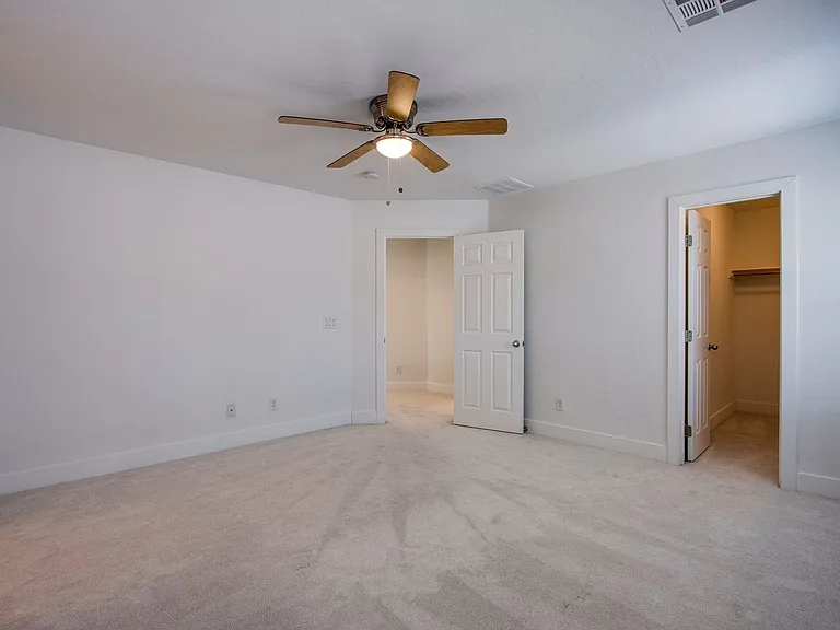 305 Via Franciosa Dr — Photo 17