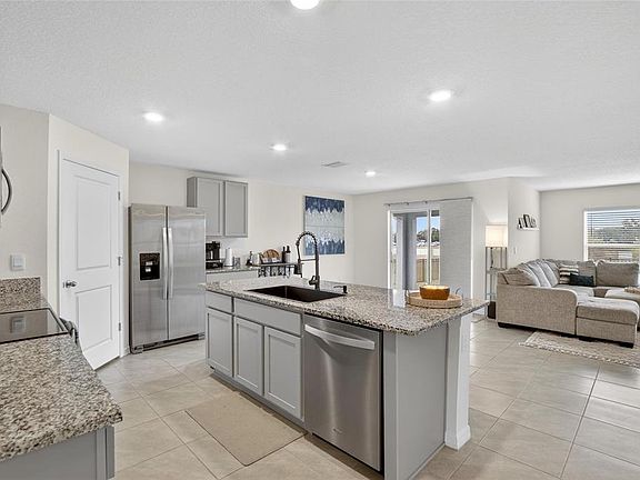 4th image of 7511 ROSEWOOD GARDEN LOOP