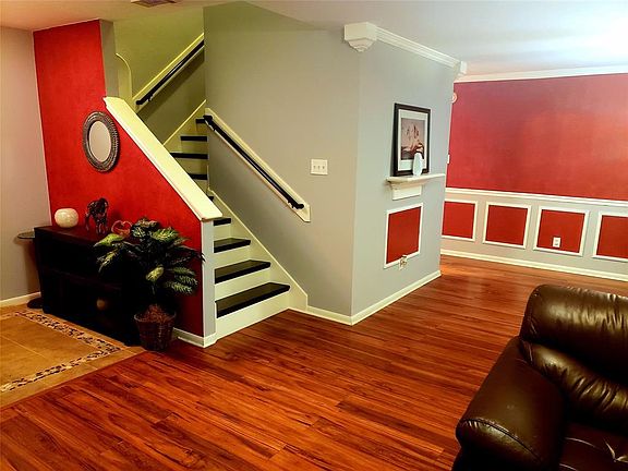 2nd image of 2227 Mountshire Dr