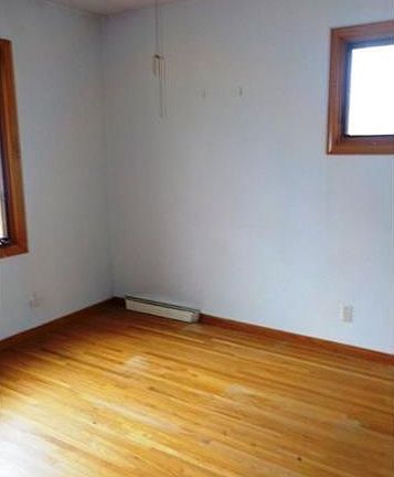 4th image of 3550 Midland Ave