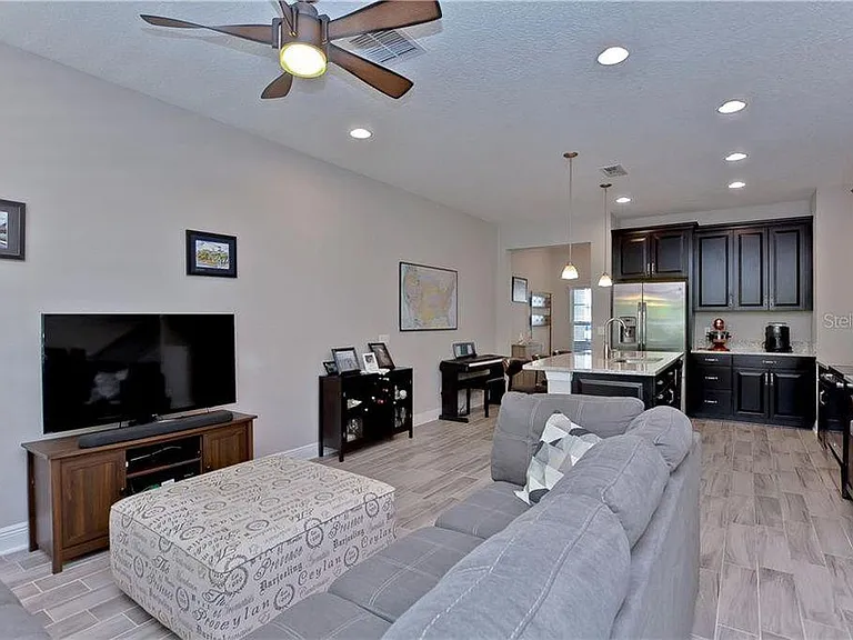 9252 Fox Sparrow Rd — Photo 37