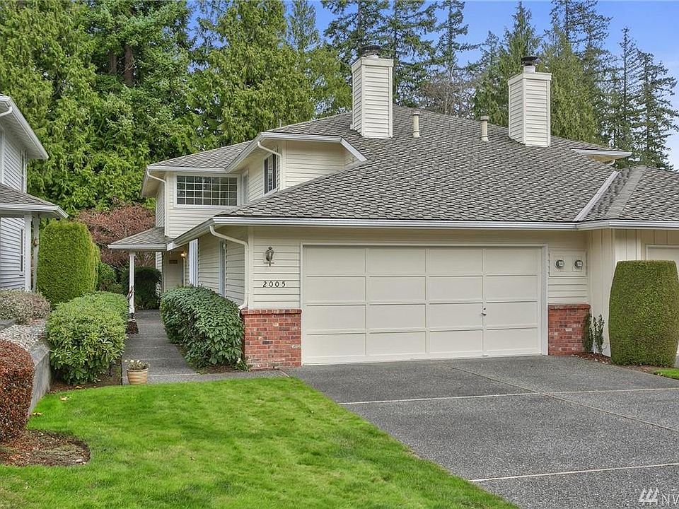 1st image of 2005 Mill Pointe Dr SE