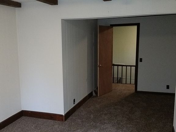 4th image of 6665 E Main St