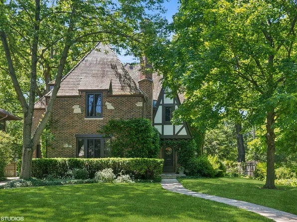 534 Elder Ln, Winnetka, IL 60093