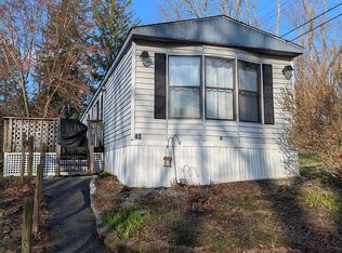 40 Alicia Ct, Poughkeepsie, NY 12601