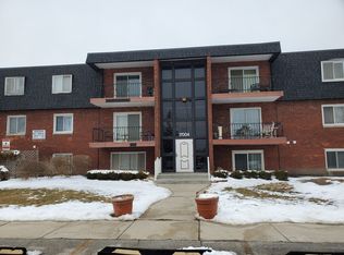 17004 Novak Dr APT 205, Hazel Crest, IL