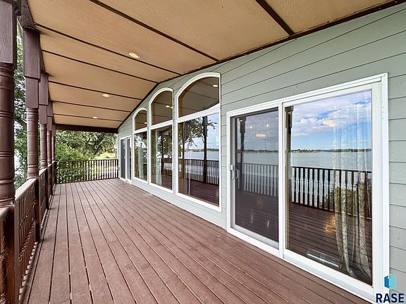 5th image of 5361 S Shore Dr