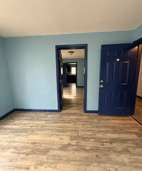 5006 Avenue M #2 — Photo 9