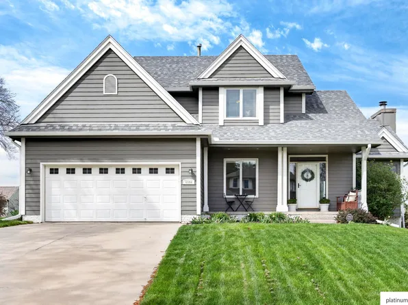 4504 Mark St, Papillion, NE 68133