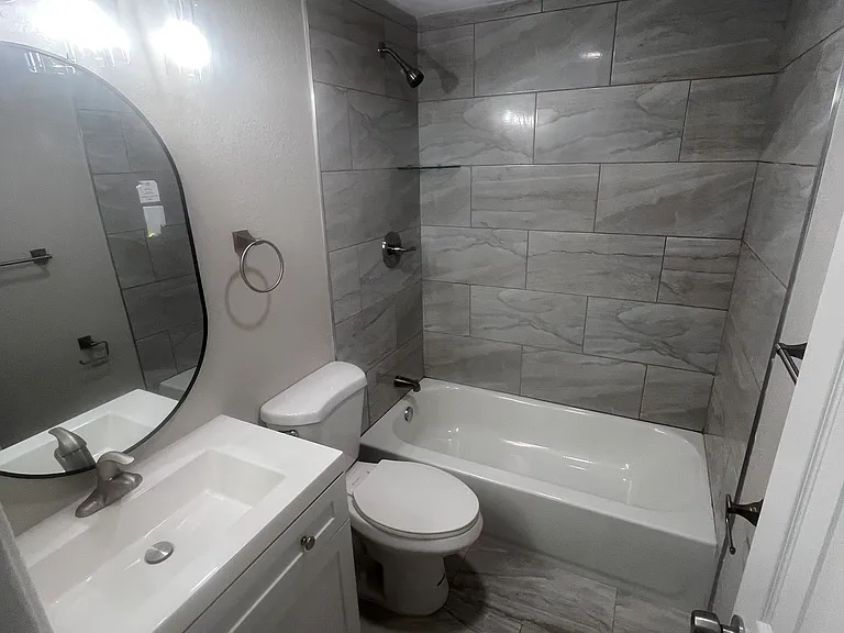 7121 King Arthur Dr — Photo 5