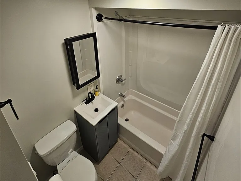 5 Brookdale St #1 — Photo 3