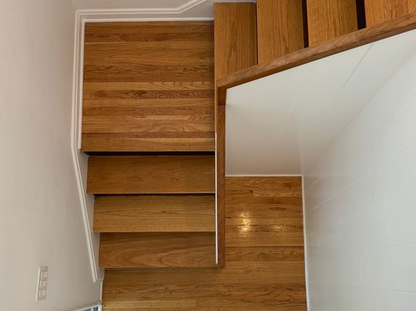 5180 1/2 Village Grn #5180-1/2