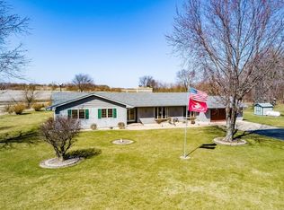 10711 Corneils Rd, Plano, IL 60545