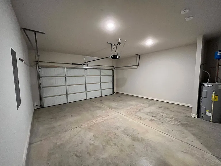5755 Cheshire Cove Cir — Photo 17