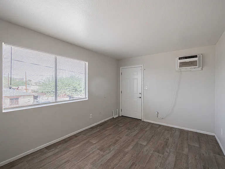 622 N 30th Pl Unit 1 Phoeniix, Az — Photo 18