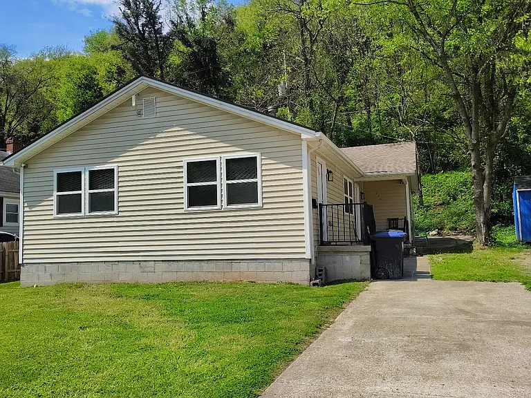 608 N Lime St — Photo 14