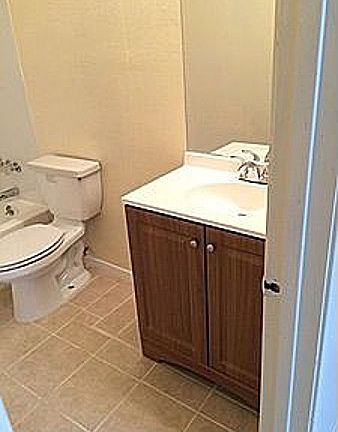 5th image of 2803 Cottonwood Ln