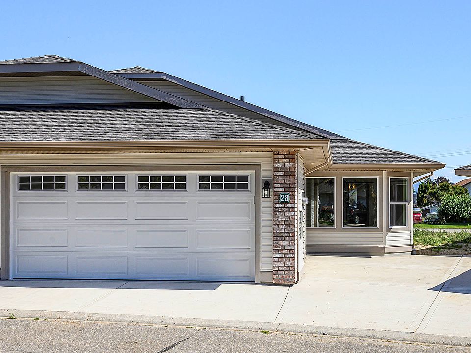 1st image of 312 Arbutus St #28