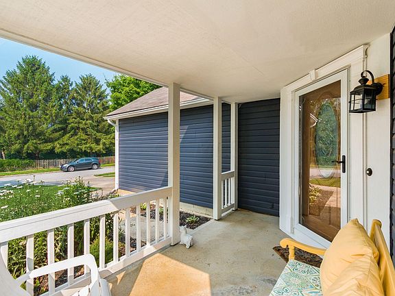 3rd image of 78 Green Bower Ln