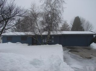 201 N 35th St, Clear Lake, IA 50428