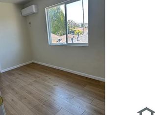 8424 Ramsgate Ave, Los Angeles, CA 90045
