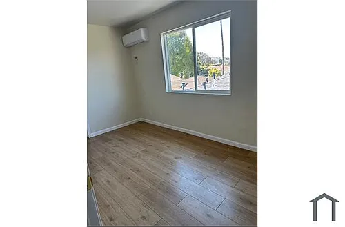 8424 Ramsgate Ave Photo 1