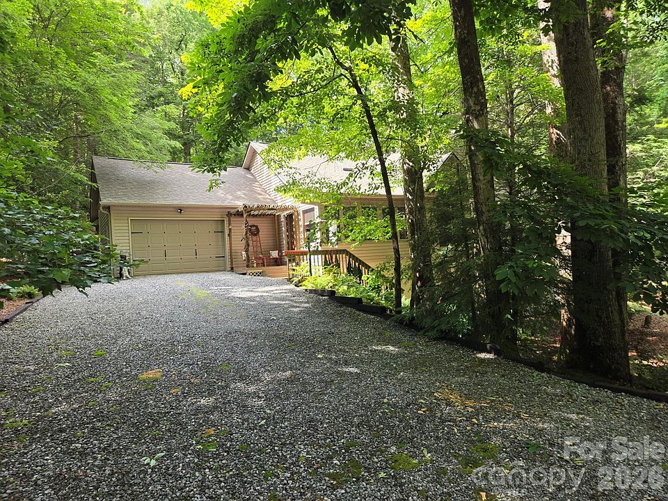 1st image of 132 Rumbling Bald Rd