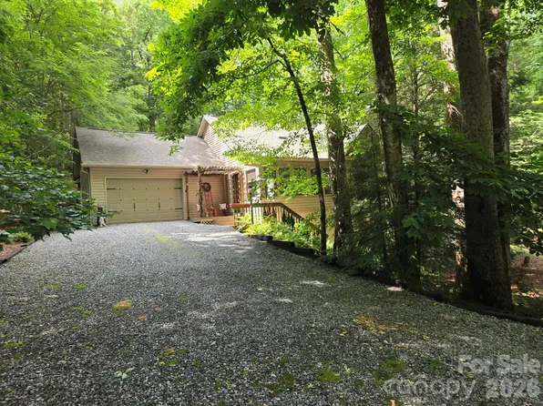 132 Rumbling Bald Rd, Lake Lure, NC 28746