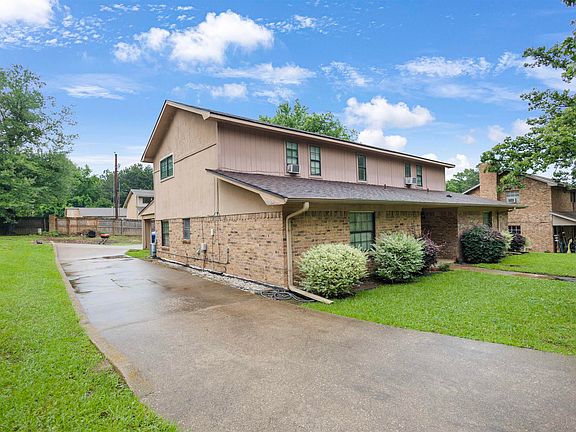 2nd image of 2308 & 2310 Aberdeen Dr