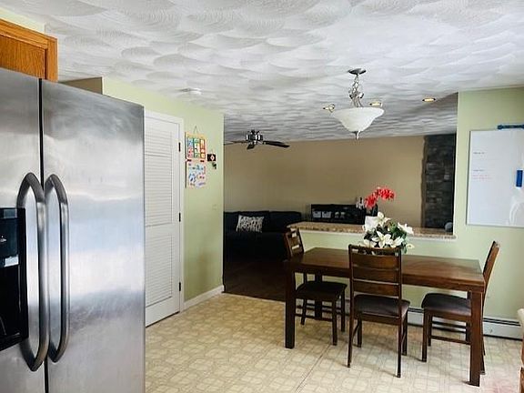 5th image of 151 Dover Ave