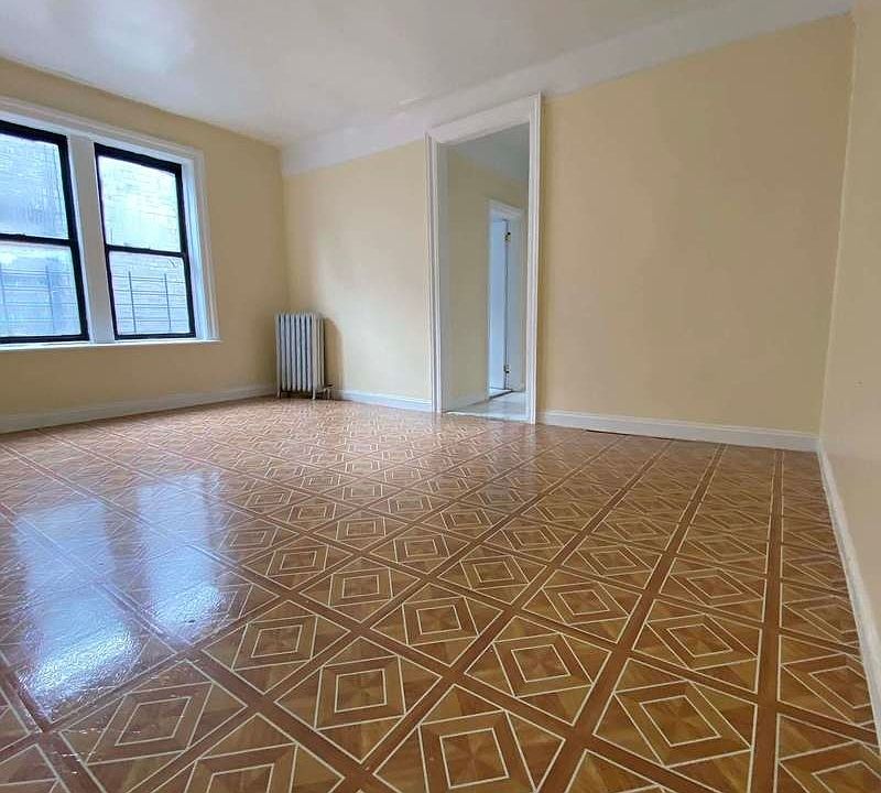 2nd image of 1786 Topping Ave APT 5a