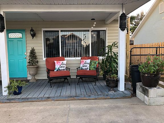 3rd image of 803 Maralyn Ave