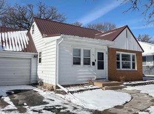 1422 N Carolina Pl, Mason City, IA 50401