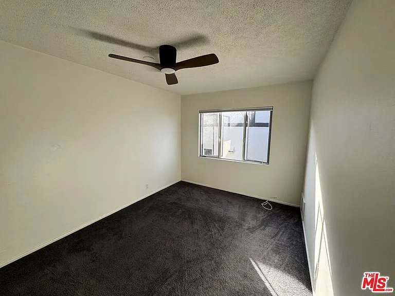 2986 Waverly Dr #4 — Photo 23