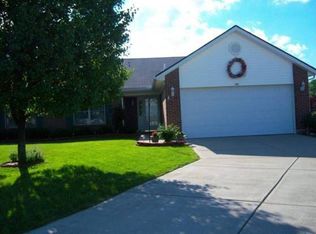 127 Brumbaugh Ct, Englewood, OH