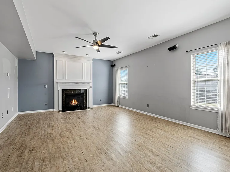 27 Madeline Cir — Photo 18