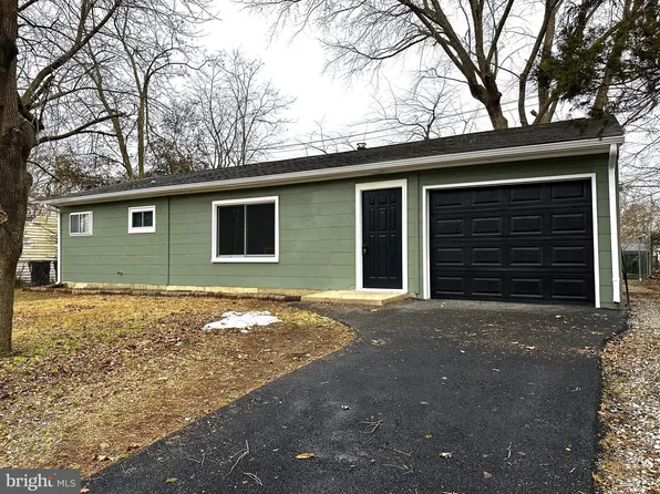 248 Webbs Ln, Dover, DE 19904