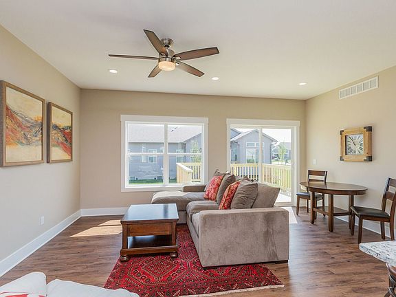 4th image of 1102-1104 Pueblo Dr #1102