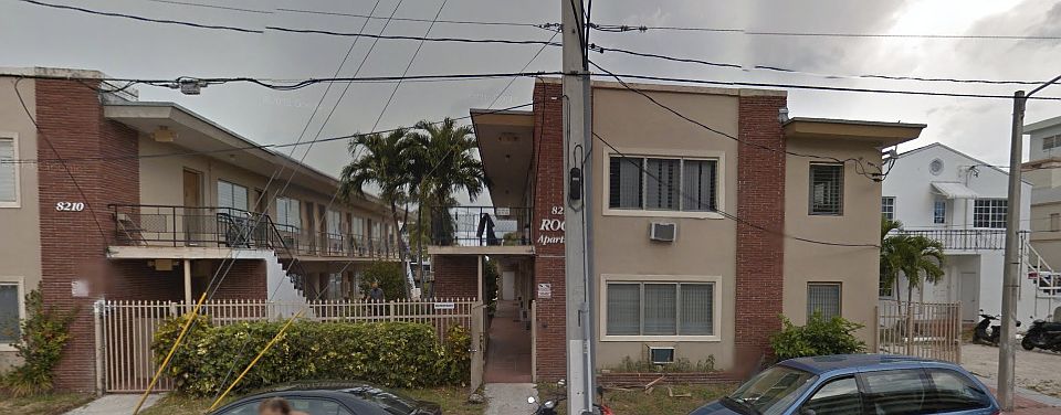 1st image of 8220 Byron Ave APT 4