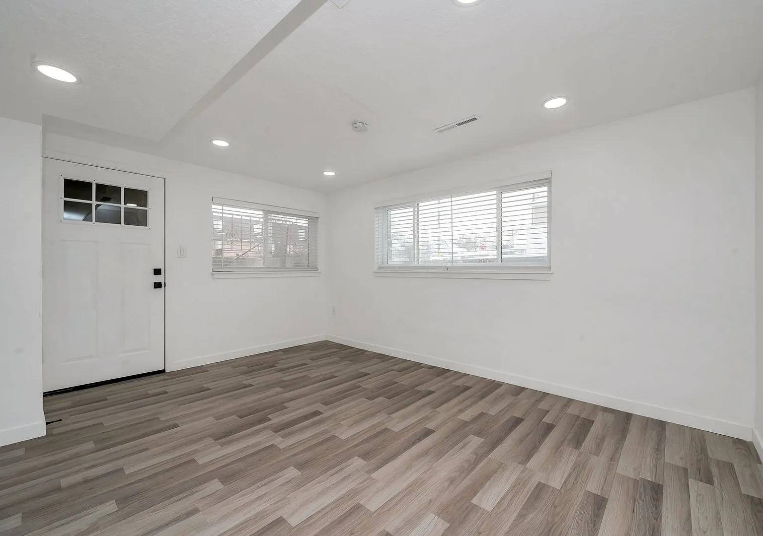 2638-2642 S 800 E - 4 Plex — Photo 4