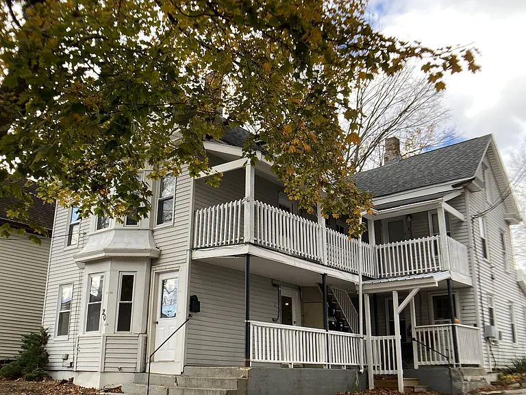 20 G St — Photo 16